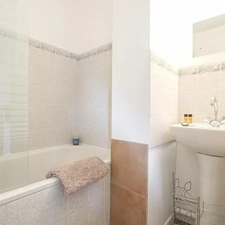 Luckey Homes - Route De Villers Apartmán